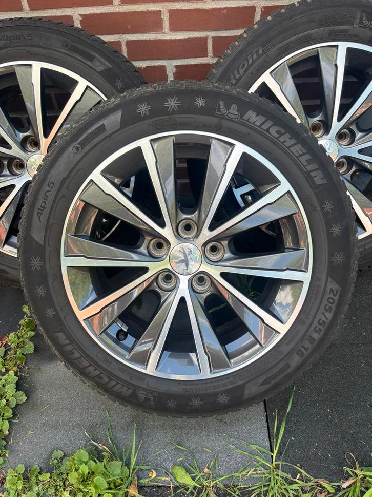 Peugeot velgen 16 inch 408 II (X), 3008, 4008, 5008, Auto-onderdelen, Banden en Velgen, Banden en Velgen, Zomerbanden, 16 inch