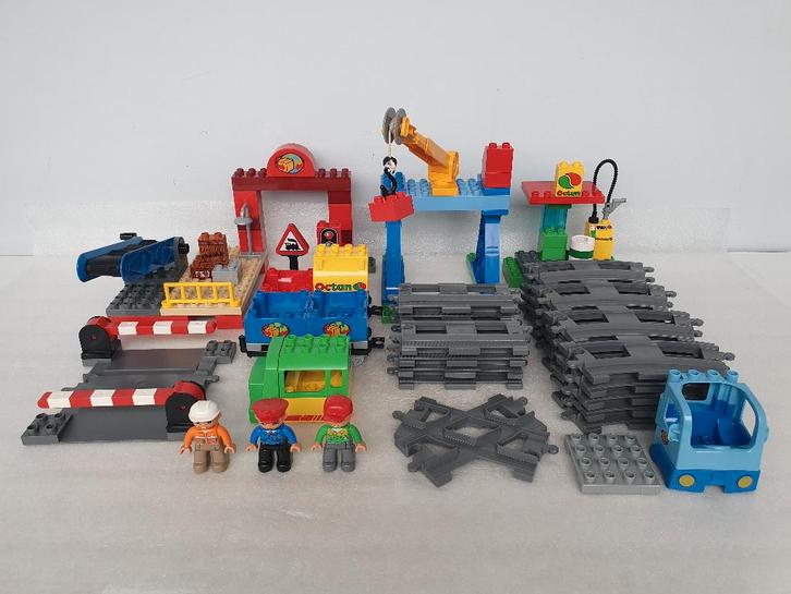 Lego Duplo 5609: Deluxe Train Set (zonder locomotief), Kinderen en Baby's, Speelgoed | Duplo en Lego, Gebruikt, Duplo, Ophalen of Verzenden