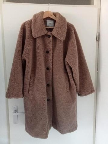 Oversized jas van teddy maat 44  beschikbaar voor biedingen