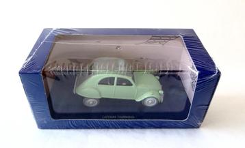 Citroen 2CV Kuifje TinTin Uit De Zaak Zonnebloem beschikbaar voor biedingen