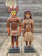 Huli Wigman en vrouw. PNG Papoea Nieuw Guinea, Ophalen of Verzenden