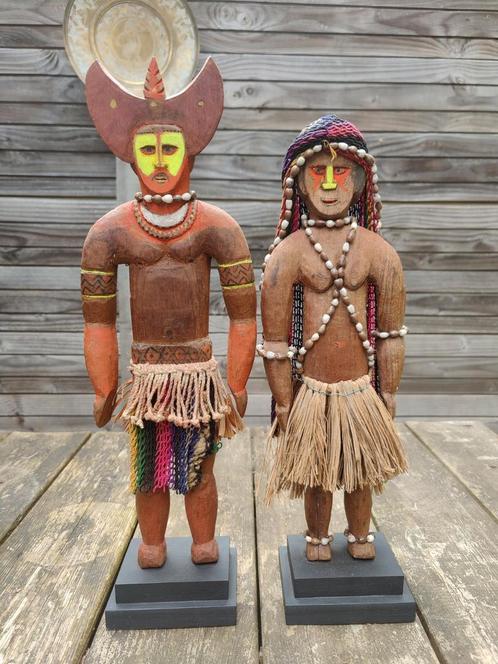 Huli Wigman en vrouw. PNG Papoea Nieuw Guinea, Antiek en Kunst, Kunst | Niet-Westerse kunst, Ophalen of Verzenden