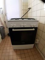 gasfornuis met oven, weinig gebruikt  Bosch €100, Ophalen, Gebruikt, 4 kookzones, Gas