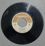 the flirtations - someone out here, Gebruikt, Overige genres, 7 inch, Single