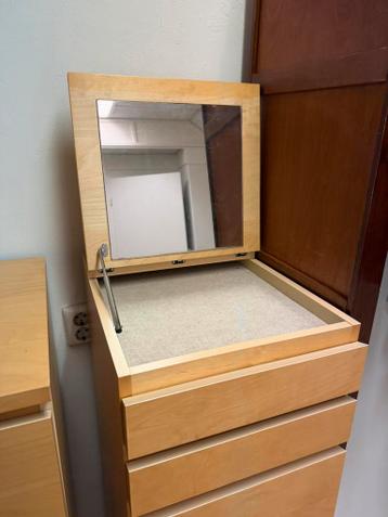 Malm smal kastje Ikea met spiegel - afbeelding 4