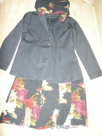 Rok en jasje van Lushka maat 40 beschikbaar voor biedingen