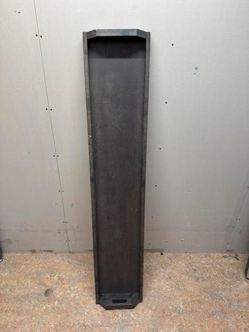 Grote broodplank bak 1,5m beschikbaar voor biedingen