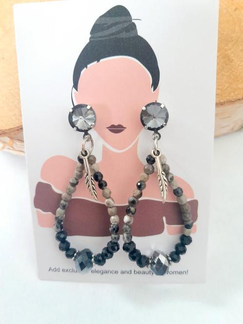 Meerkleurige edelsteentjes, Sieraden, Tassen en Uiterlijk, Oorbellen, Nieuw, Overige materialen, Ophalen of Verzenden