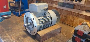 3 fase Elektromotor 1.35 KW/2pk beschikbaar voor biedingen