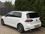 Volkswagen Golf 2.0 TSI GTI Performance Panorama CarPlay, 1345 kg, Gebruikt, Zwart, 4 cilinders