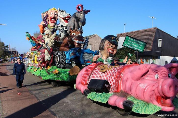 Carnavalswagen polyester Boerderij Thema, Hobby en Vrije tijd, Feestartikelen, Carnaval, Ophalen