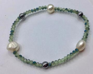 Vintage armband pareltjes groene glas kralen zilver kralen  beschikbaar voor biedingen
