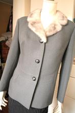 44 Delmod elegant jas mantel grijs met nertskraag ww 780,-, Kleding | Dames, Jassen | Winter, Verzenden, Zo goed als nieuw, Grijs