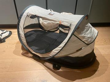 Deryan peuter tent beschikbaar voor biedingen