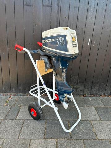 Honda 7,5 pk 4 takt korstaart buitenboordmotor boot motor. beschikbaar voor biedingen