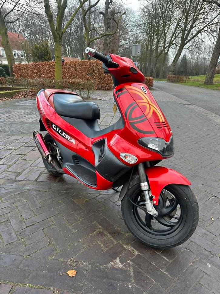 Gilera Runner Poggiali 70cc, Fietsen en Brommers, Scooters | Piaggio, Zo goed als nieuw, Overige modellen, Maximaal 45 km/u, Tweetakt