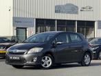Toyota Auris 1.8 Full Hybrid Limited TREKHAAK/PARKEERSENSORE, Auto's, Euro 5, Gebruikt, 4 cilinders, Origineel Nederlands