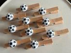 10 houten knijpers voetbal 5cm, Ophalen of Verzenden, Zo goed als nieuw, Wanddecoratie