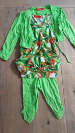 Leuk fel kledingset 104 IKO, Kinderen en Baby's, Kinderkleding | Maat 104, IKO, Meisje, Ophalen of Verzenden, Zo goed als nieuw