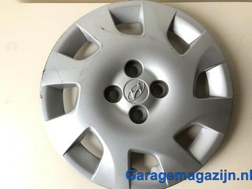 Wieldop Hyundai i20 529604P605 15 inch gebruikt 2012, Auto diversen, Wieldoppen, Gebruikt, Ophalen of Verzenden