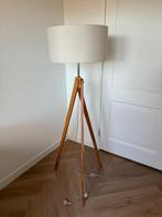 Staande lamp met beige kap, Ophalen, Zo goed als nieuw