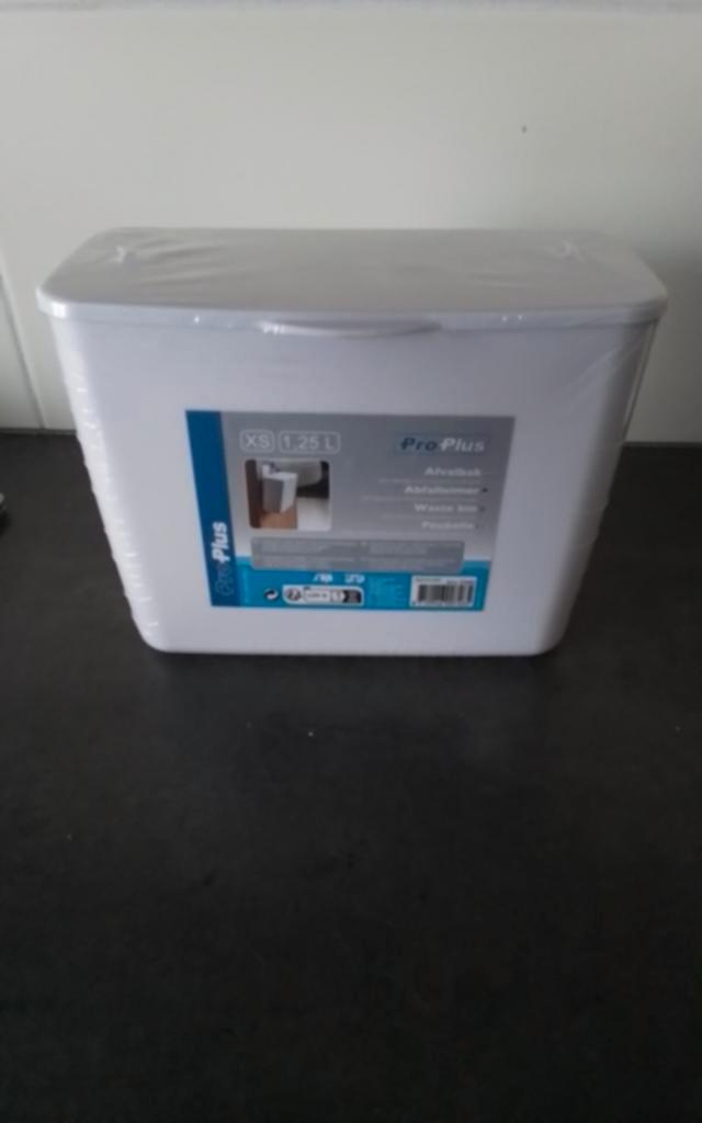 --- pro plus afvalbak met deksel ---, Caravans en Kamperen, Kampeeraccessoires, Nieuw, Ophalen of Verzenden