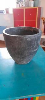 Grijze bloempot (betonlook) zwaar hg 27cm doorsnee 27, Tuin, Rond, Zo goed als nieuw, Minder dan 40 cm