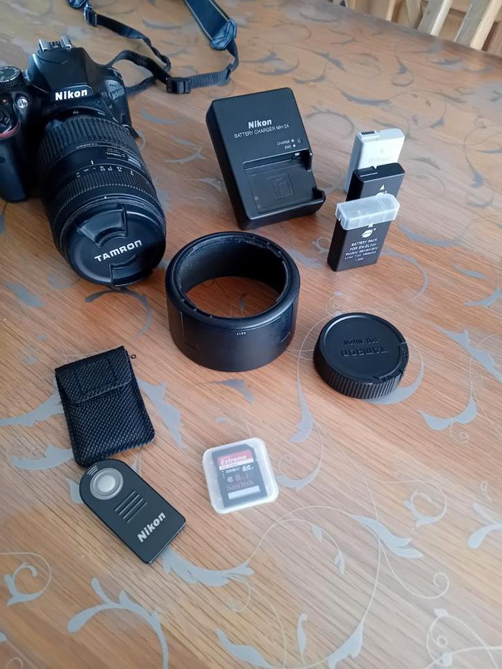 Nikon D3400 met Tamron 70 300 Macrolens COMPLEET SET, Audio, Tv en Foto, Fotocamera's Digitaal, Gebruikt, Spiegelreflex, Nikon