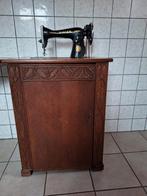 Antieke Singer trapnaaimachine in kast, Ophalen