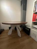 Zware Ronde houten tafel 130 cm x 72,5 hoog., Huis en Inrichting, Tafels | Eettafels, Ophalen