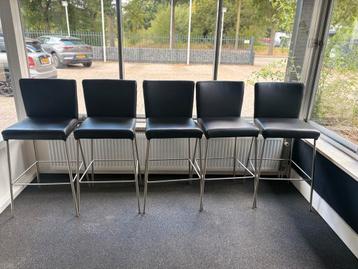 Set van 5 barkrukken beschikbaar voor biedingen