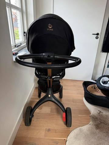 Stokke kinderwagen inclusief reiswieg, autostoel beschikbaar voor biedingen