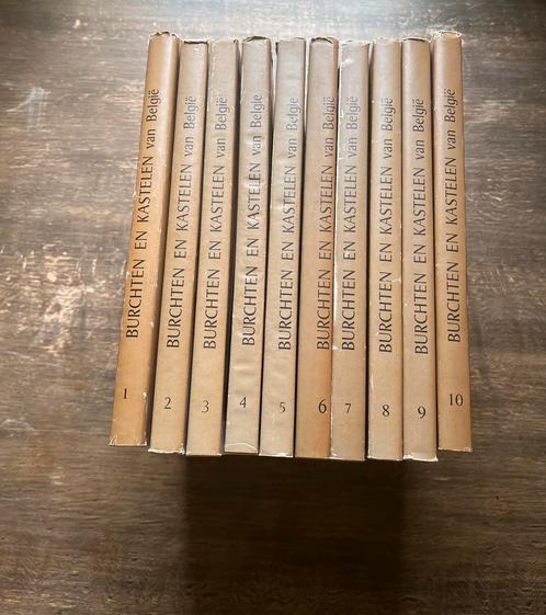 Set van 10 boeken over Burchten en kastelen van België, Boeken, Encyclopedieën, Gelezen, Ophalen