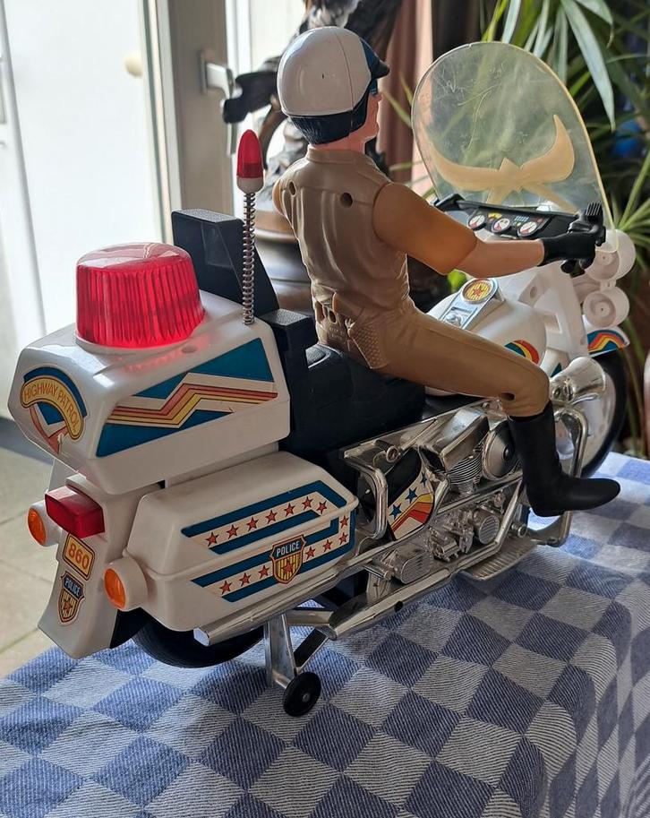 Vintage Speelgoed Politie Motor, Kinderen en Baby's, Speelgoed | Overig, Zo goed als nieuw, Ophalen of Verzenden