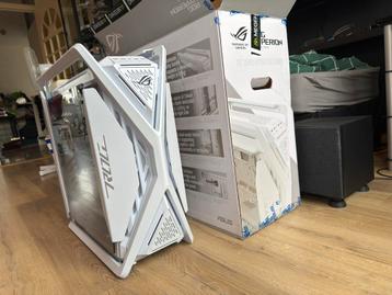 Asus ROG Hyperion GR701 White beschikbaar voor biedingen