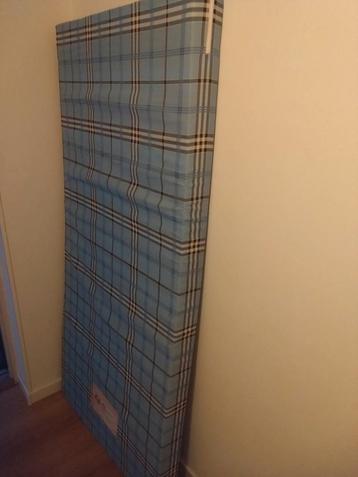 Matras 90x190cm, 10cm dik. beschikbaar voor biedingen