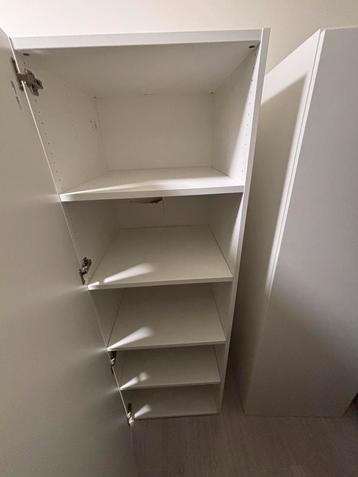 Kasten los of apart te koop beschikbaar voor biedingen