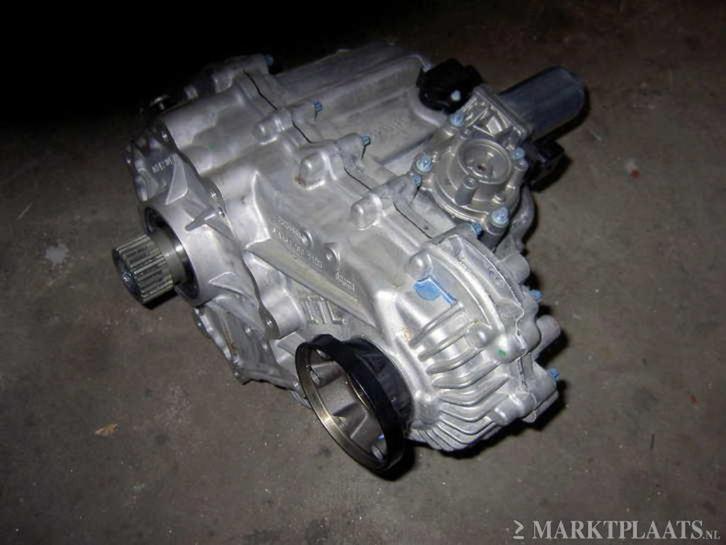 Tussenbak Mercedes ML / GL W164 met offroad verdeelbak, Auto-onderdelen, Remmen en Aandrijving, Mercedes-Benz, Gereviseerd, Ophalen