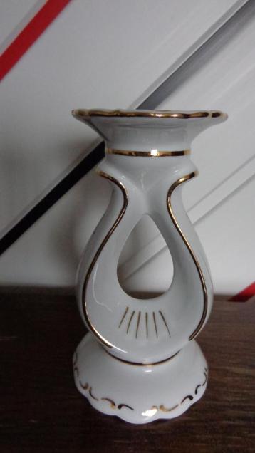 Kandelaar Porcelain Fine de Bohemia MZ Czech Republic beschikbaar voor biedingen