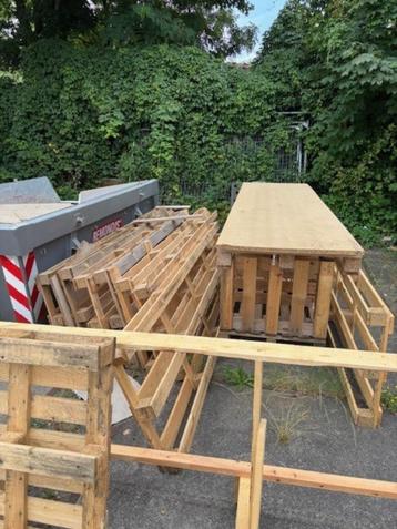 Gratis hout / Pallets  beschikbaar voor biedingen