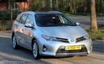 Toyota Auris Touring Sports 1.8 Hybrid Lease+ | 2014 | AUTOM, Stof, Gebruikt, Grijs, Hybride Elektrisch/Benzine