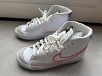 Nike Blazer Mid '77 Roze Wit - Maat 38, Ophalen of Verzenden, Zo goed als nieuw, Roze, Sneakers of Gympen