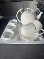 Porseleinen thee set wit, Antiek en Kunst, Ophalen of Verzenden