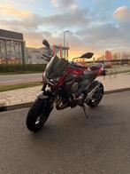 Kawasaki Z800 ABS met Akrapovic uitlaat en unieke kleur!, Sportuitlaat, 4 cilinders, Motorrijbewijs A, Meer dan 35 kW