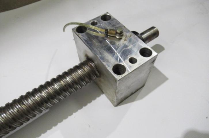 Kogelomloopspindel, Ø 38 mm 380 cm ( 4 METER ), Doe-het-zelf en Verbouw, Gereedschap | Machine-onderdelen en Toebehoren, Ophalen