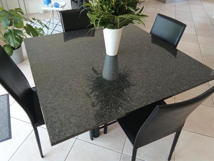 Eetkamertafel, Huis en Inrichting, Tafels | Eettafels, Zo goed als nieuw, 100 tot 150 cm, 100 tot 150 cm, Vier personen, Vierkant