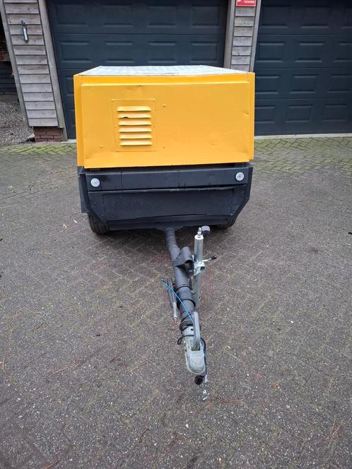 Deutz f2l1011 mobiele diesel compressor, Doe-het-zelf en Verbouw, Compressors, Gebruikt, 6 tot 10 bar, 100 liter of meer, 800 liter/min of meer