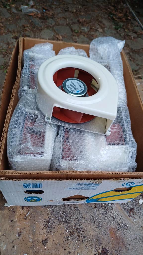 Centrifugaalventilatoren 24V 175mm, Telecommunicatie, Vaste telefoons | Niet Draadloos, Ophalen of Verzenden