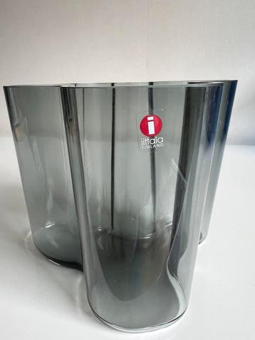 Vintage Iittala Alvar Aalto Savoy Vaas Grijs 120 mm  2001 beschikbaar voor biedingen