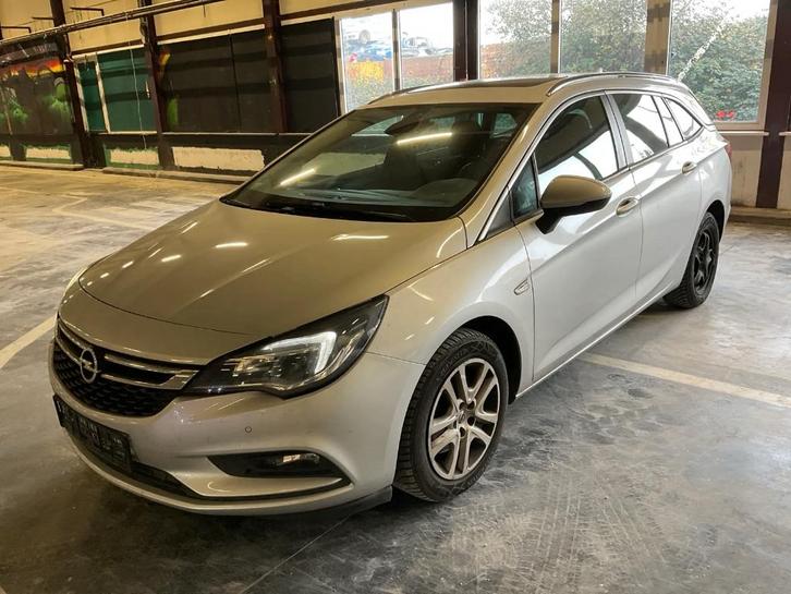 Opel Astra Sports Tourer 1.6 CDTI, 2017, Automaat, Auto's, Opel, Particulier, Astra, ABS, Airbags, Bluetooth, Boordcomputer, Climate control
